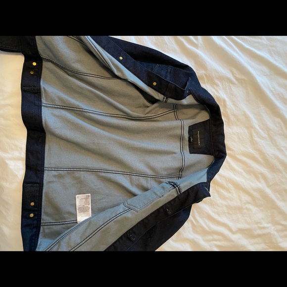Banana Republic denim jacket. Size M. Perfect condition. - Picture 2 of 5